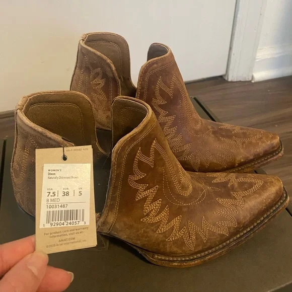 NWT! Ariat Dixon Brown Western Boots - Size 7.5 - Picture 6 of 10